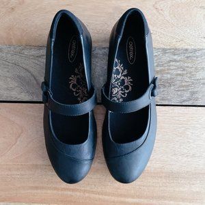 Aetrex NEW! Leather Mary Jane Shoes Black flats size 9.5W